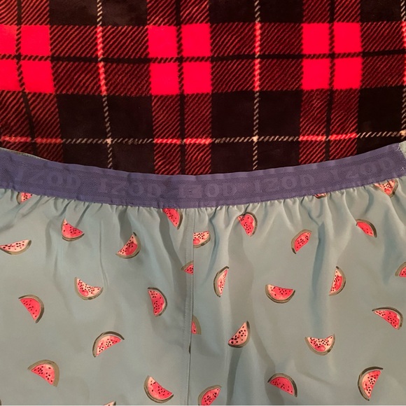 Men’s Izod Saltwster Size 2XB Stylish Blue and Red Board Shorts for Swimming - Picture 6 of 6